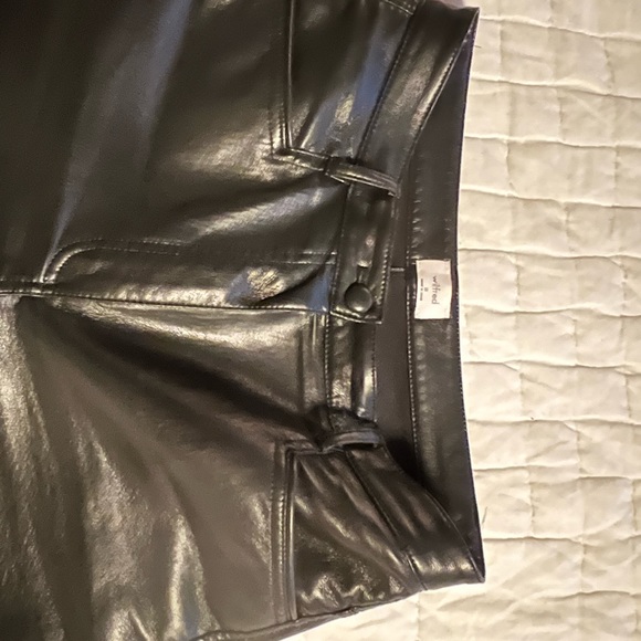 Wilfred vegan leather flared leg pants in black - Picture 2 of 4